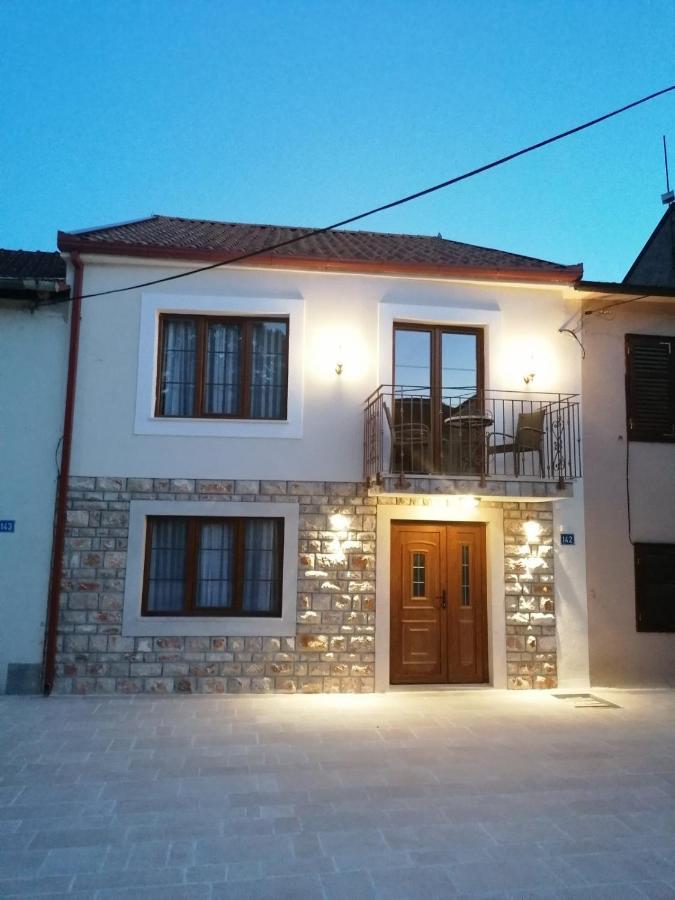 Vila Mira Trebinje Bagian luar foto